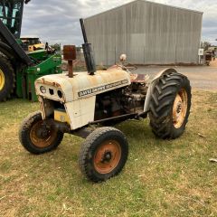 David Brown® Tractor 880, Year 